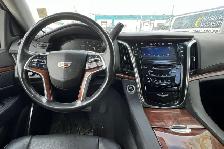 2015 Cadillac Escalade Luxury 4WD - 7 Passenger - Photo 18