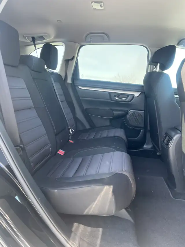2019 Honda CR-V LX - Photo 13