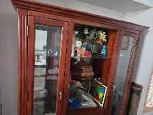 buffet table & hutch - Photo 3