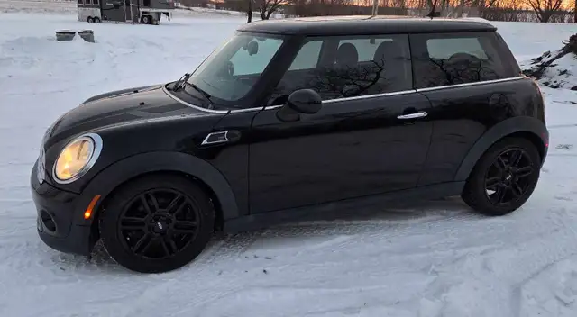 2013 Mini Cooper Baker Street Edition