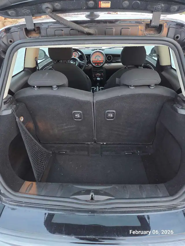 2013 Mini Cooper Baker Street Edition - Photo 8