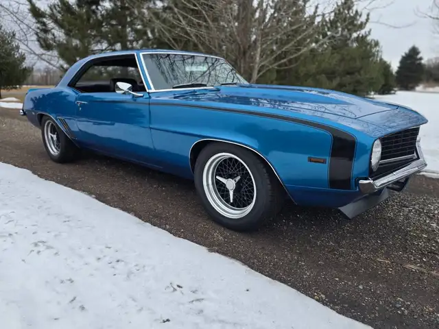 1969 Camaro 350 4 Speed 12 Bolt - Photo 3