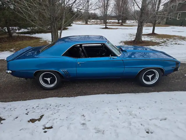 1969 Camaro 350 4 Speed 12 Bolt - Photo 5