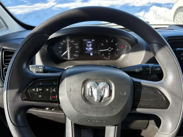 2023 Ram ProMaster Cargo Van HIGH ROOF 159' DIVIDER 3 SEATER - Photo 11