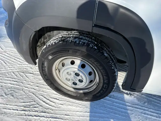 2023 Ram ProMaster Cargo Van HIGH ROOF 159' DIVIDER 3 SEATER - Photo 12