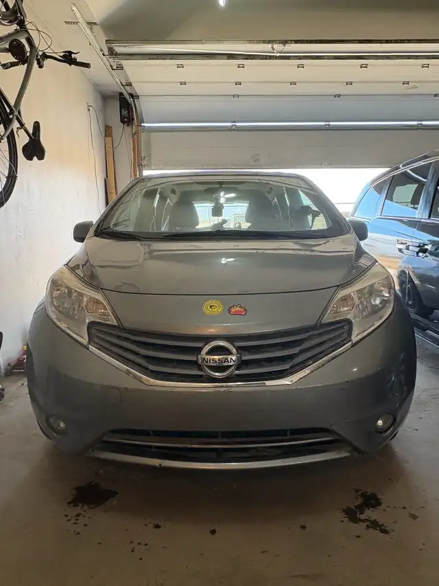 2014 Nissan versa note SL ( rebuilt ) - Photo 2
