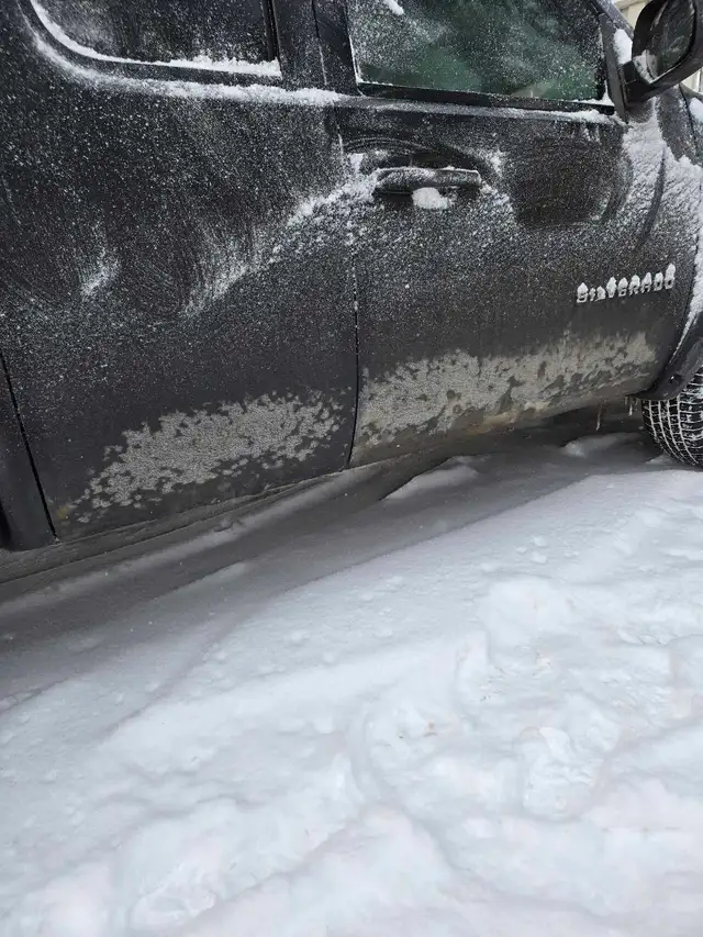 2010 Chevrolet Silverado Extended Cab - Photo 3