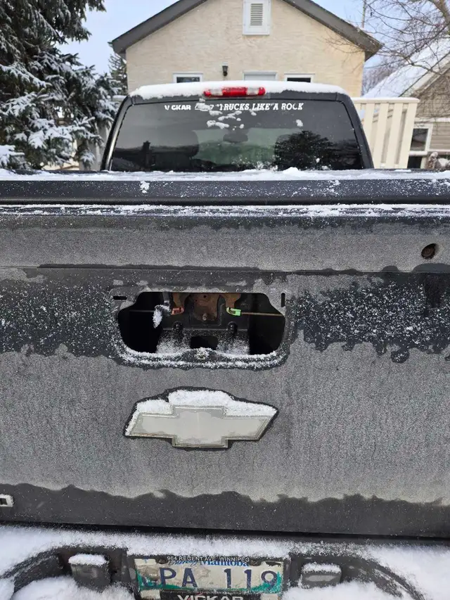 2010 Chevrolet Silverado Extended Cab - Photo 4