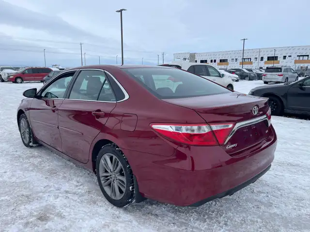 2017 Toyota Camry SE : Low Mileage - Photo 6