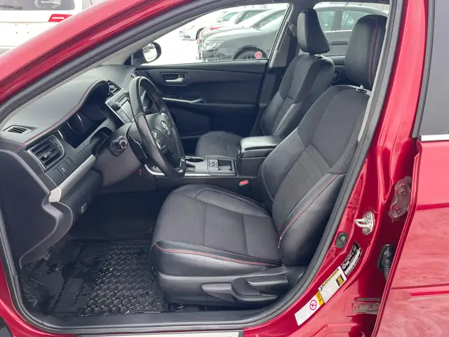 2017 Toyota Camry SE : Low Mileage - Photo 7