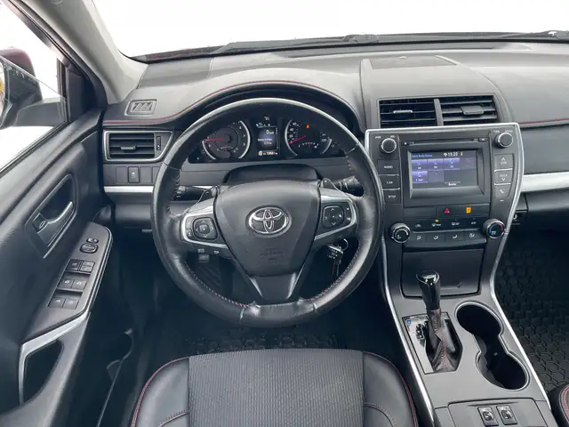 2017 Toyota Camry SE : Low Mileage - Photo 12