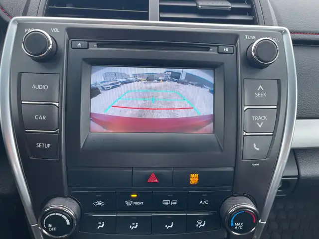 2017 Toyota Camry SE : Low Mileage - Photo 14