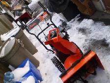 ARIENS 520E 20inch gas Snowblower 2 Stage