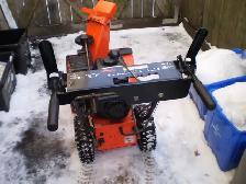 ARIENS 520E 20inch gas Snowblower 2 Stage - Photo 6