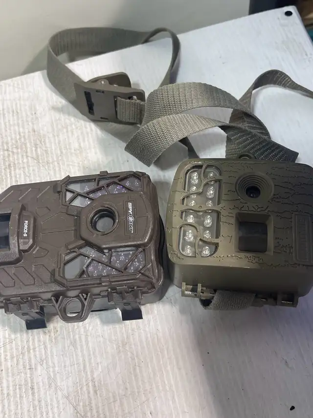 2 Spypoint Trail Camera - Photo 5