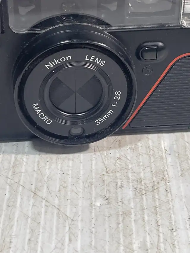 Nikon One Touch Camera - Photo 4