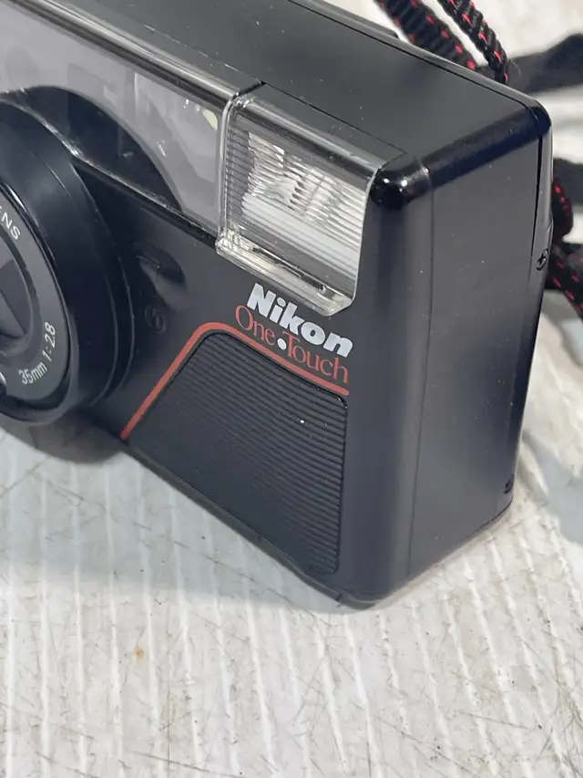 Nikon One Touch Camera - Photo 5