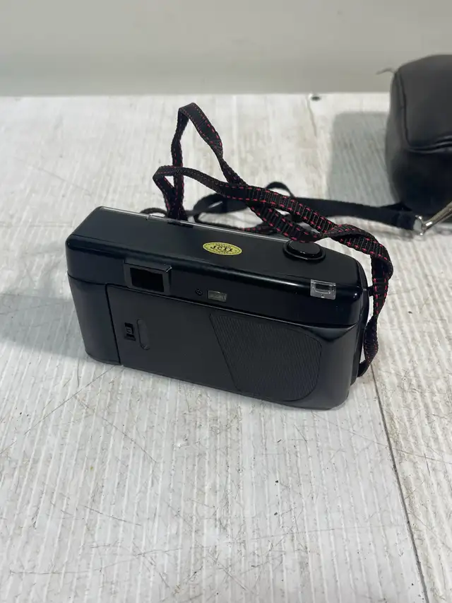 Nikon One Touch Camera - Photo 8