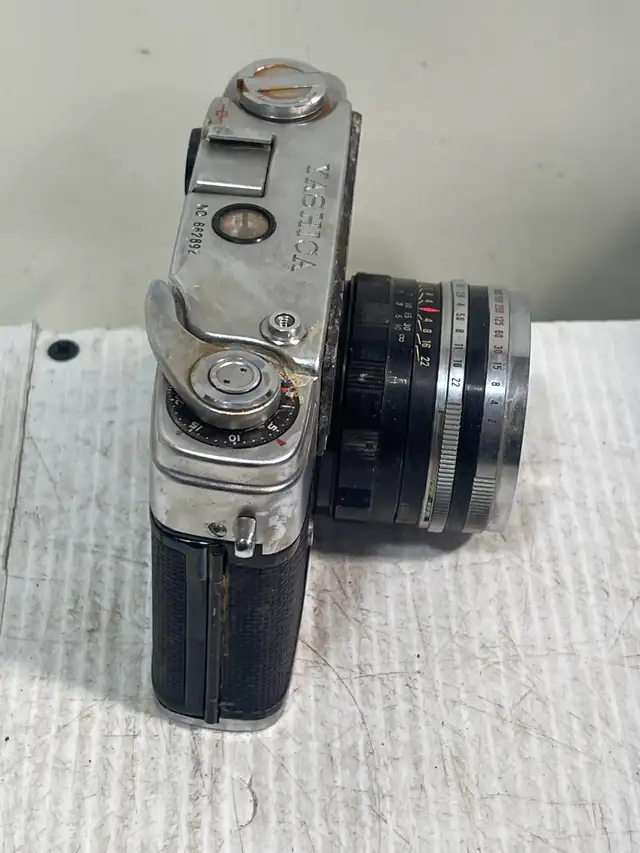 Yashica Electro 35 - Photo 3