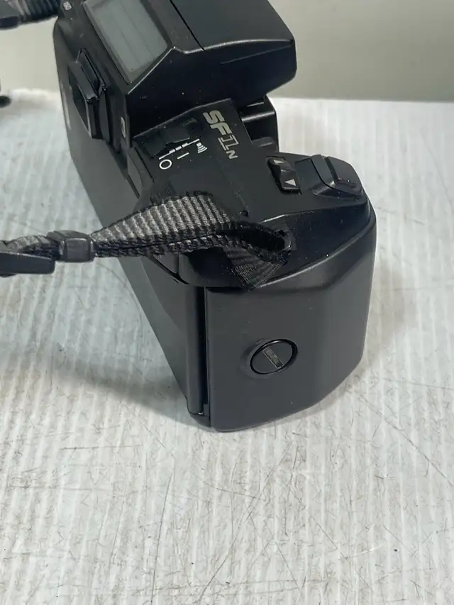 Pentax SF1n Camera - Photo 5