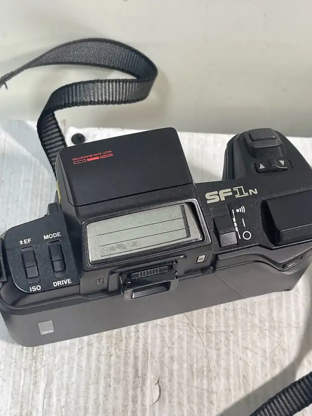 Pentax SF1n Camera - Photo 10
