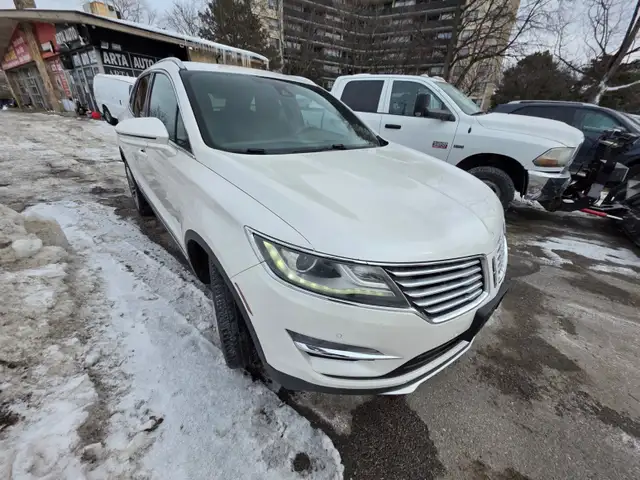 2015 Lincoln MKC AWD 4dr - Photo 7