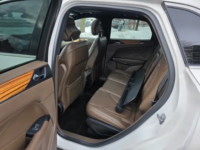 2015 Lincoln MKC AWD 4dr - Photo 21