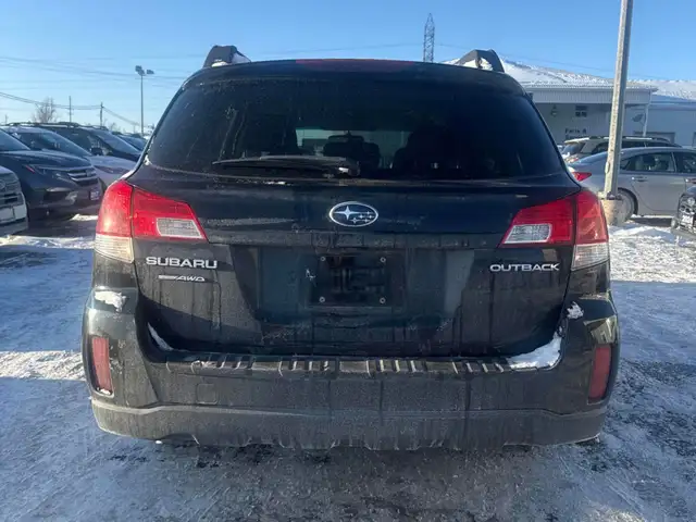 2011 Subaru Outback 5dr Wgn CVT 2.5i Premium - Photo 3