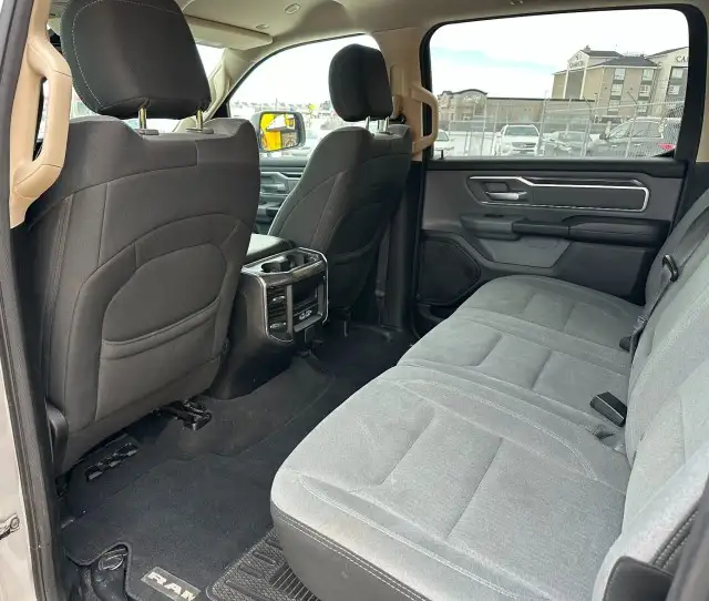 2019 Ram 1500 - BIG HORN! 5.7 HEMI! 5'7 BOX. - Photo 11