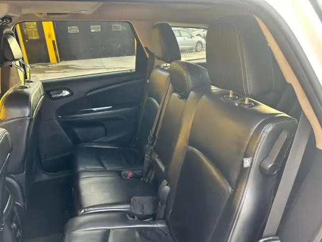 2016 Dodge Journey Crossroad - BLUETOOTH, HEATED SEATS, POWER ST - Photo 14