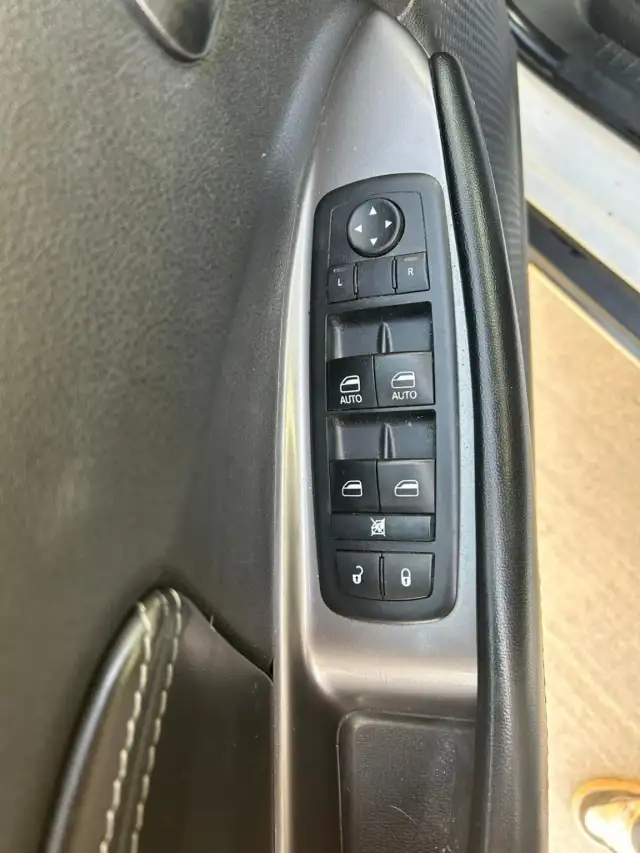 2016 Dodge Journey Crossroad - BLUETOOTH, HEATED SEATS, POWER ST - Photo 22