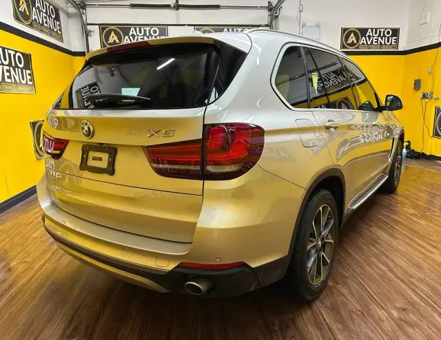 2015 BMW X5 xDrive35i - 7 SEATS! PANORAMA ROOF! LOW MILEAGE! - Photo 5