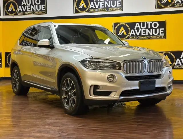 2015 BMW X5 xDrive35i - 7 SEATS! PANORAMA ROOF! LOW MILEAGE! - Photo 7