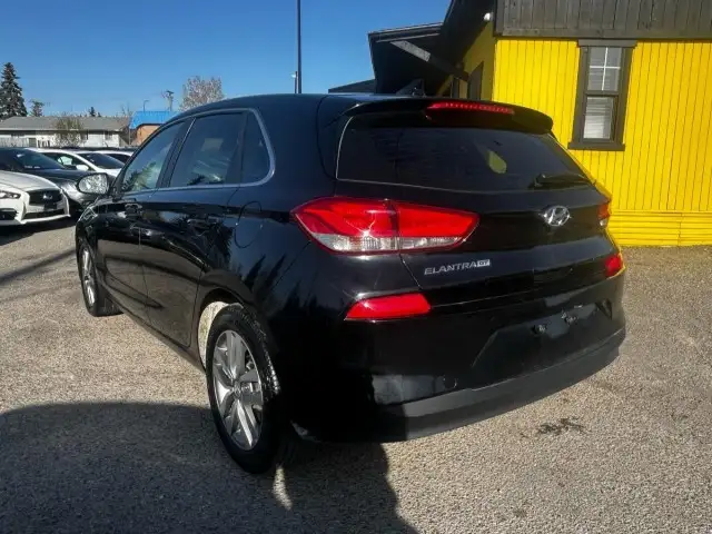 2018 Hyundai Elantra GT GL - APPLE CARPLAY,ANDROID AUTO, HEATED - Photo 3