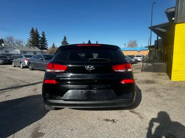 2018 Hyundai Elantra GT GL - APPLE CARPLAY,ANDROID AUTO, HEATED - Photo 4