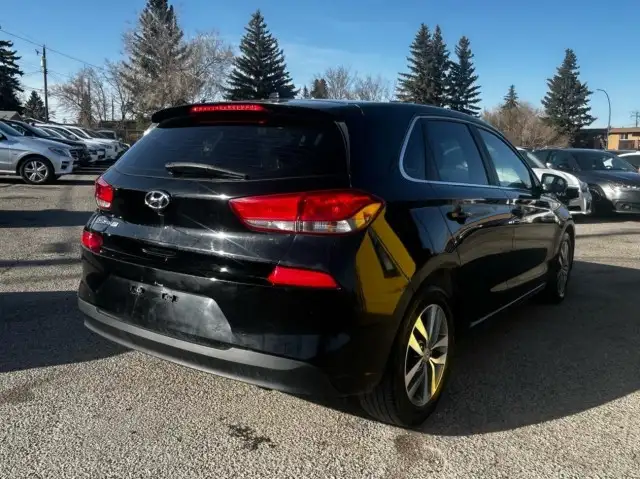 2018 Hyundai Elantra GT GL - APPLE CARPLAY,ANDROID AUTO, HEATED - Photo 5