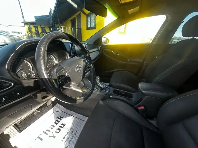 2018 Hyundai Elantra GT GL - APPLE CARPLAY,ANDROID AUTO, HEATED - Photo 9