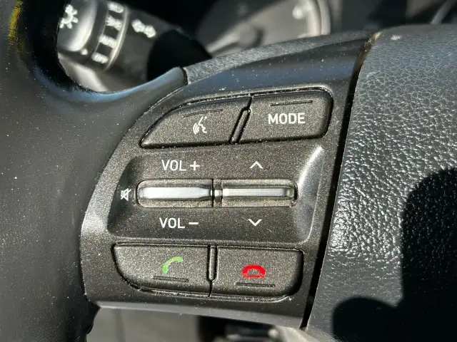 2018 Hyundai Elantra GT GL - APPLE CARPLAY,ANDROID AUTO, HEATED - Photo 14