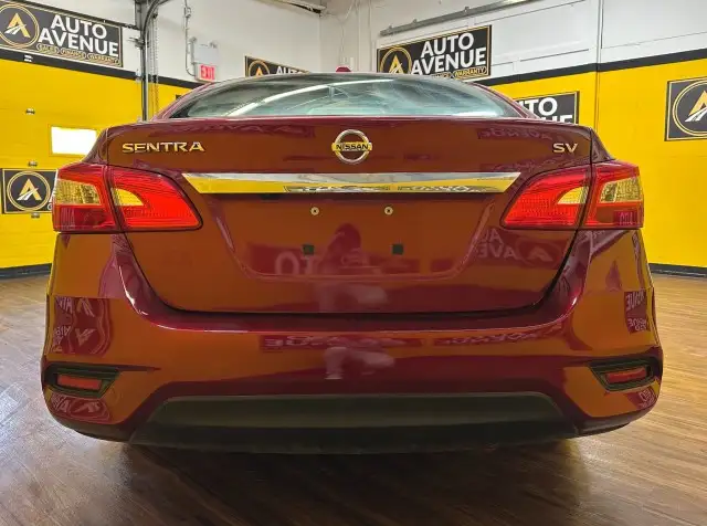 2019 Nissan Sentra SV - SUNROOF! BACKUP CAMERA! HEATED SEATS! - Photo 4