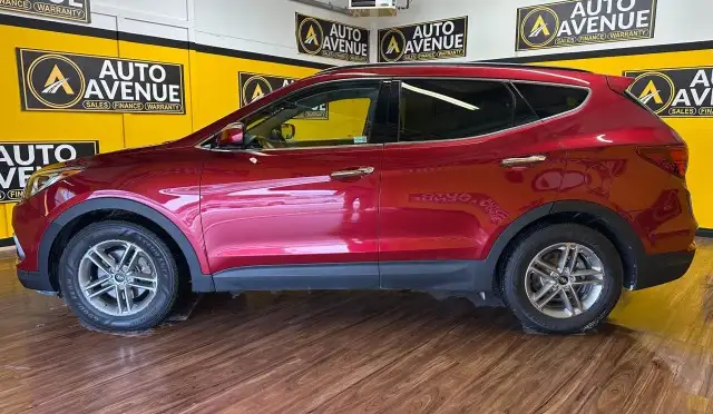 2018 Hyundai Santa Fe Sport SE - SUNROOF! LEATHER! BACKUP CAMERA - Photo 2