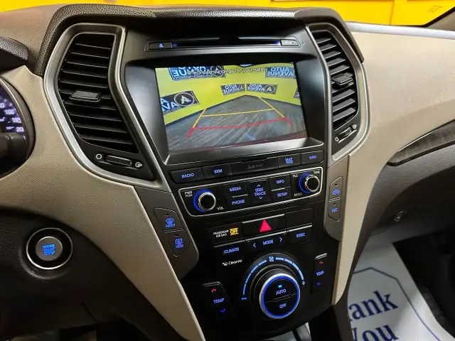 2018 Hyundai Santa Fe Sport SE - SUNROOF! LEATHER! BACKUP CAMERA - Photo 18