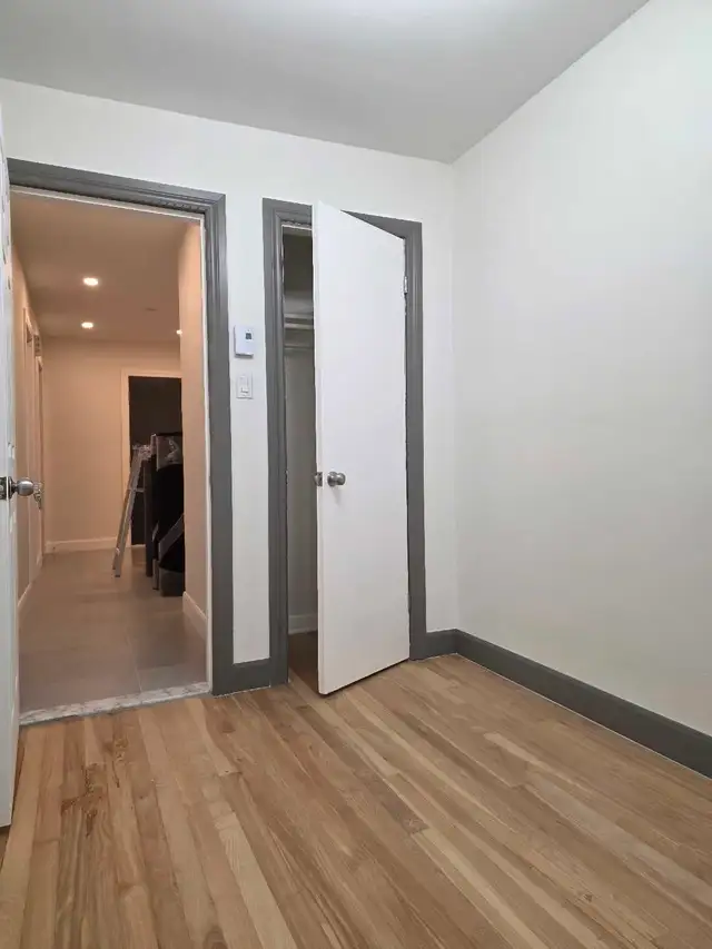 5 1/2 bien eclaire metro fabre pres de tous les services - Photo 5