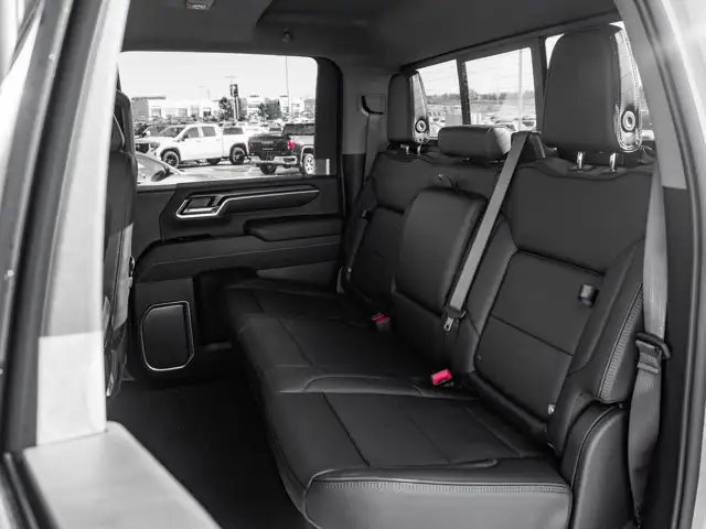 2026 GMC Sierra 3500HD Denali - Photo 33