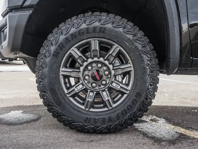 2026 GMC Sierra 1500 AT4X - Photo 12