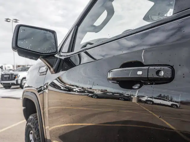 2026 GMC Sierra 1500 AT4X - Photo 13