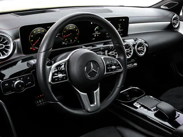 2020 Mercedes-Benz CLA-Class 250|AMG|NIGHT|TECH PKG|HUD|BURMESTE - Photo 6