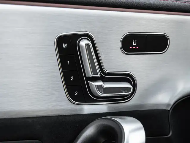 2020 Mercedes-Benz CLA-Class 250|AMG|NIGHT|TECH PKG|HUD|BURMESTE - Photo 11