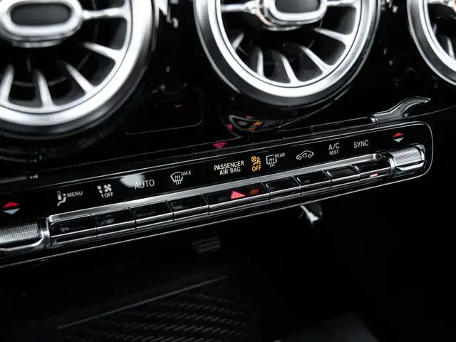 2020 Mercedes-Benz CLA-Class 250|AMG|NIGHT|TECH PKG|HUD|BURMESTE - Photo 20