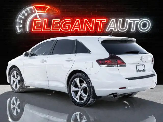 2013 Toyota Venza AWD|PANOROOF|LEATHER|BACKUP|HEATED SEATS|LOADE - Photo 4