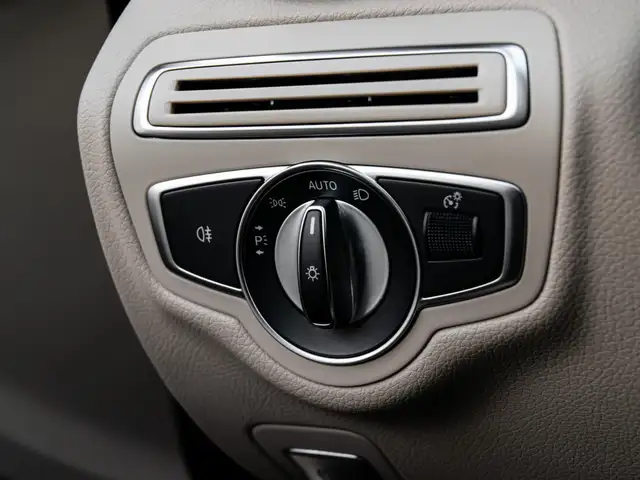 2019 Mercedes-Benz C-Class C 300|AMG PKG|NIGHT PKG|TECH PKG|NAV| - Photo 18